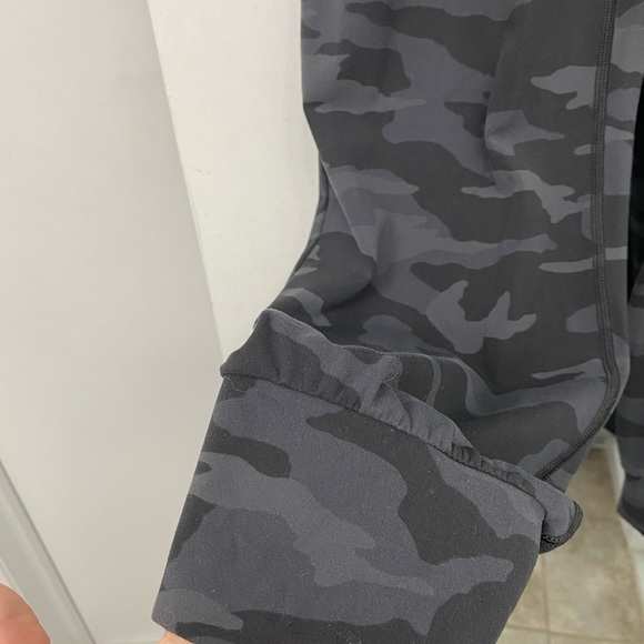 Athleta Salutation Camo Jogger - Picture 5 of 8